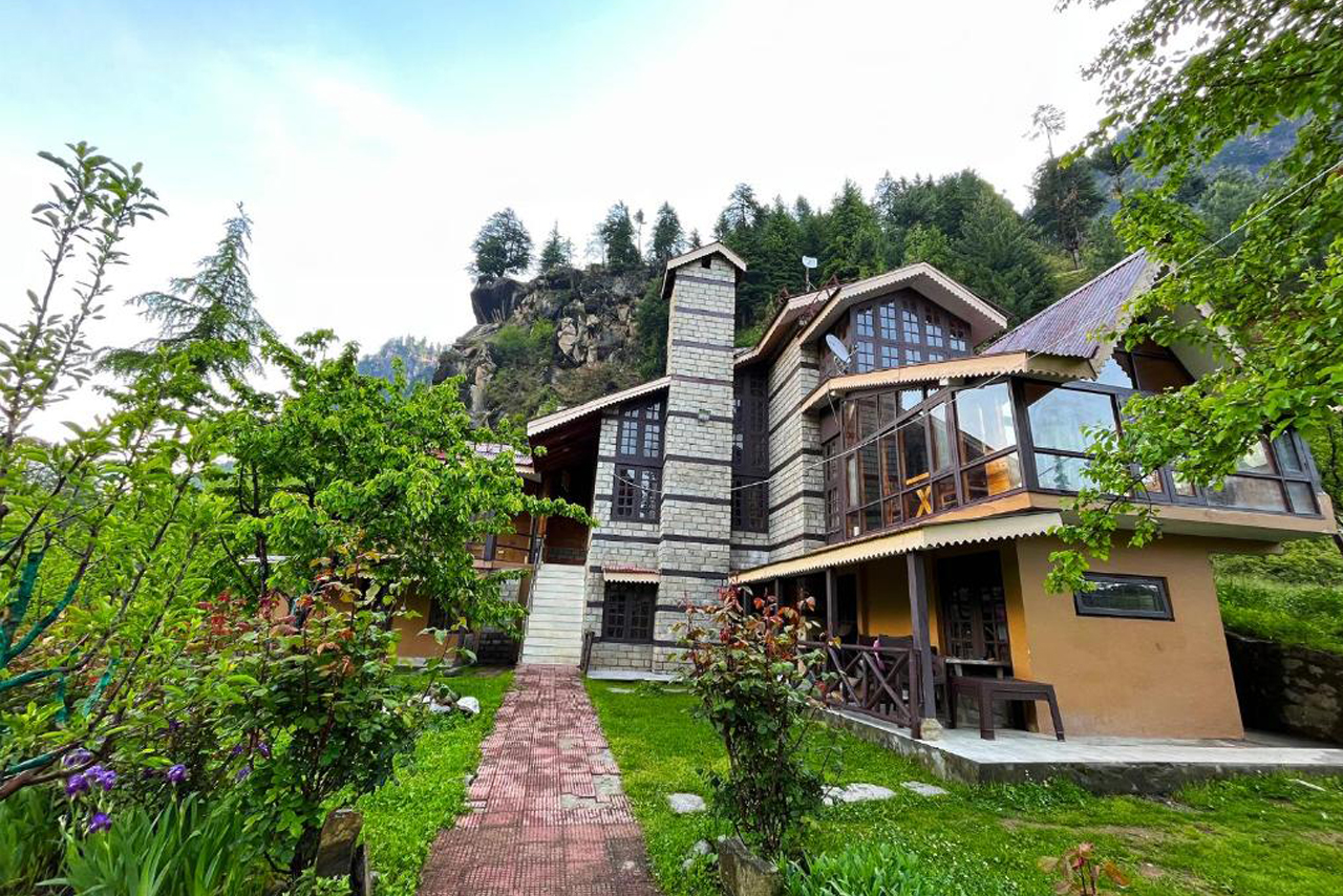 Hotel Romany Manali