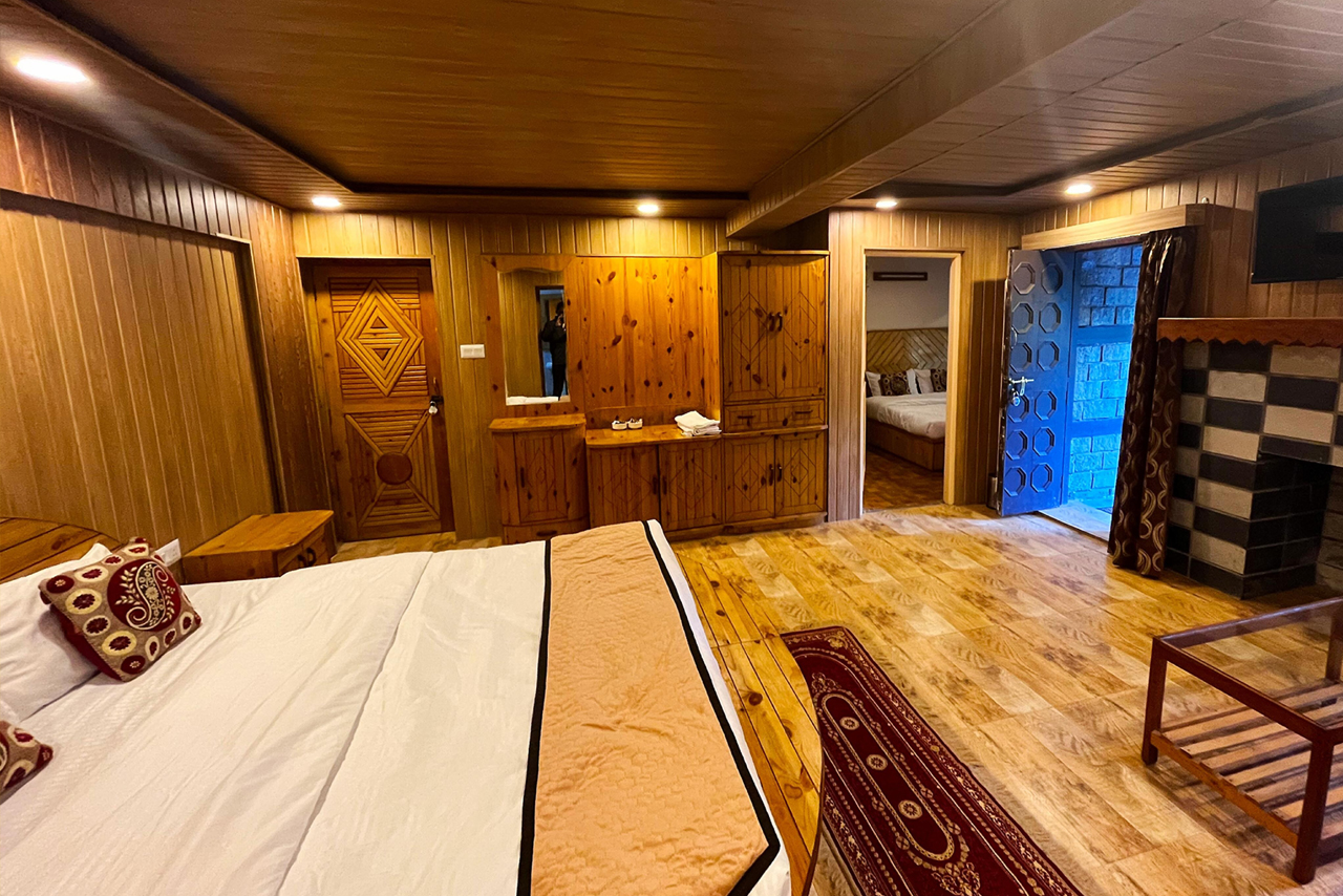 Hotel Romany Manali