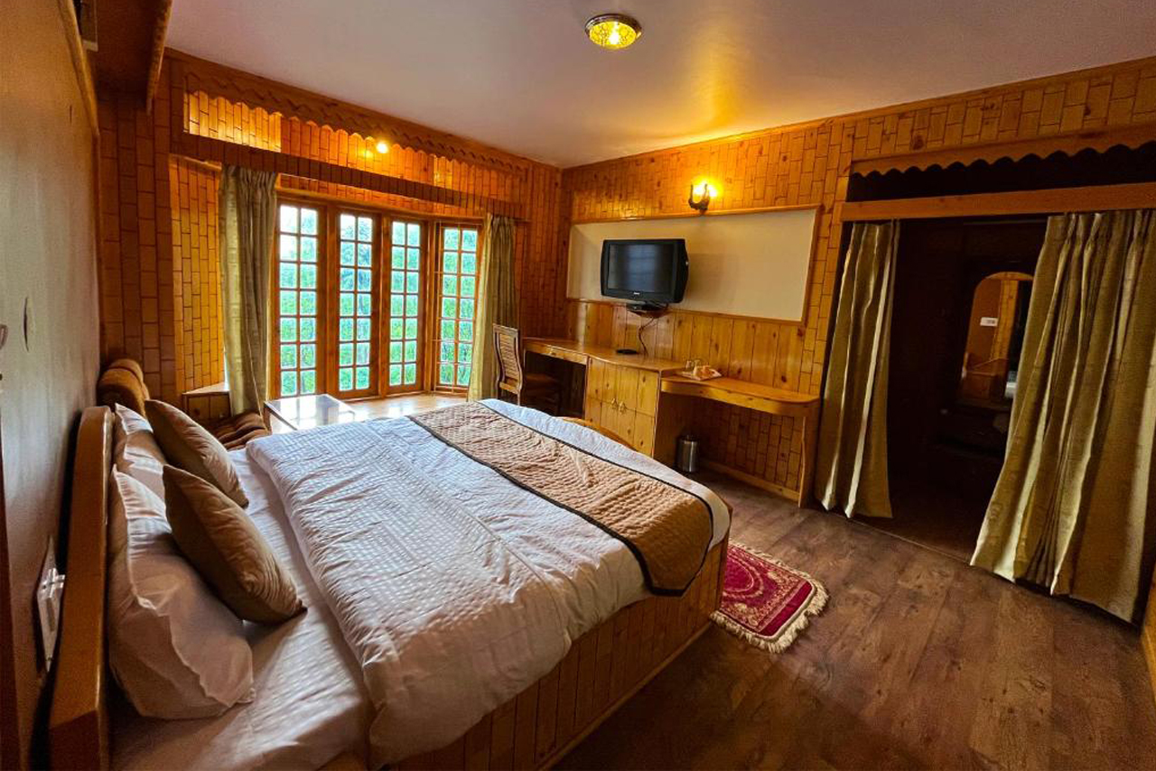 Hotel Romany Manali