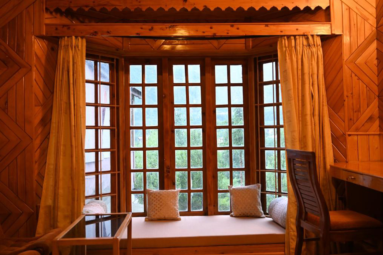 Luxury Room With View